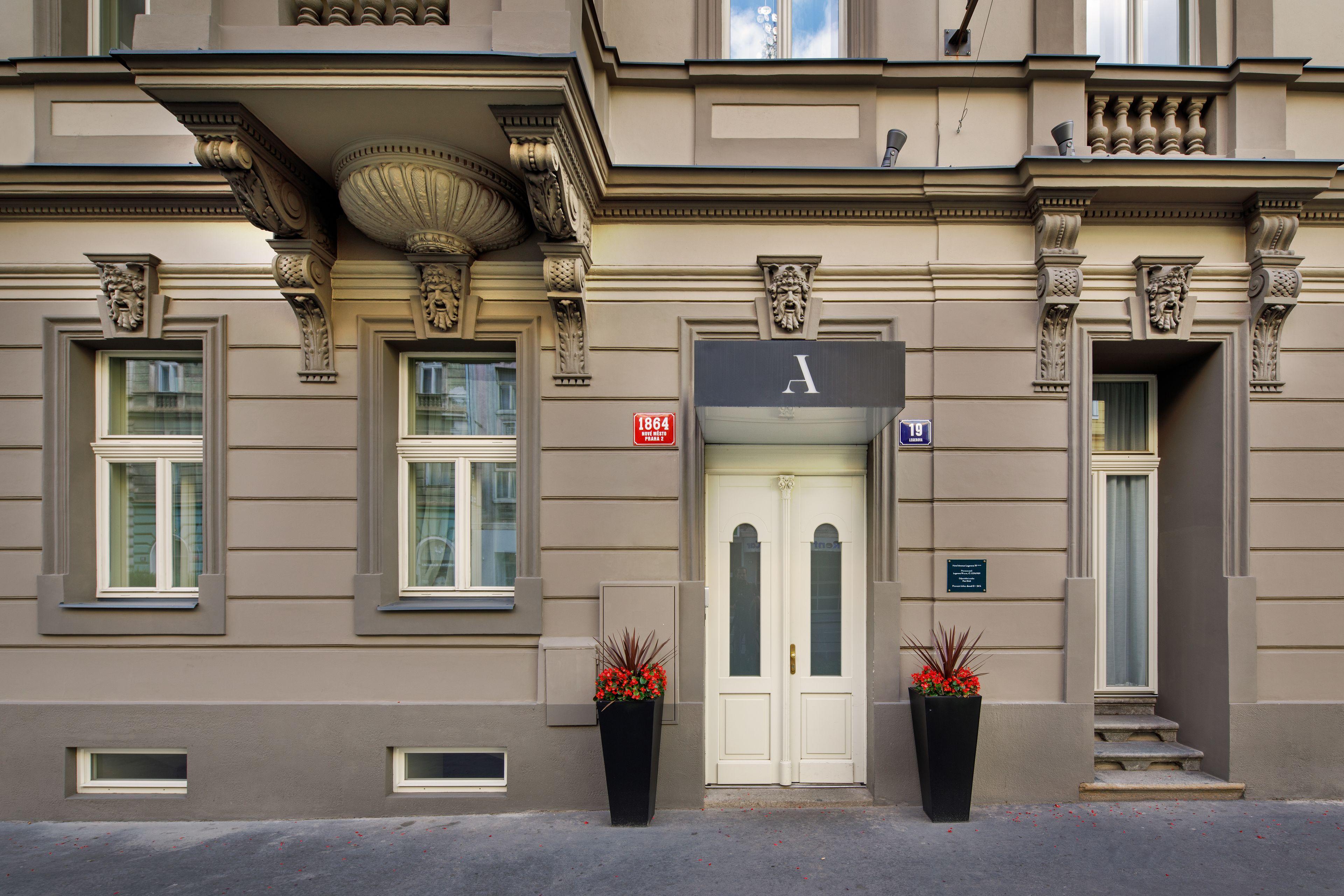 Avenue Legerova 19, Prague
